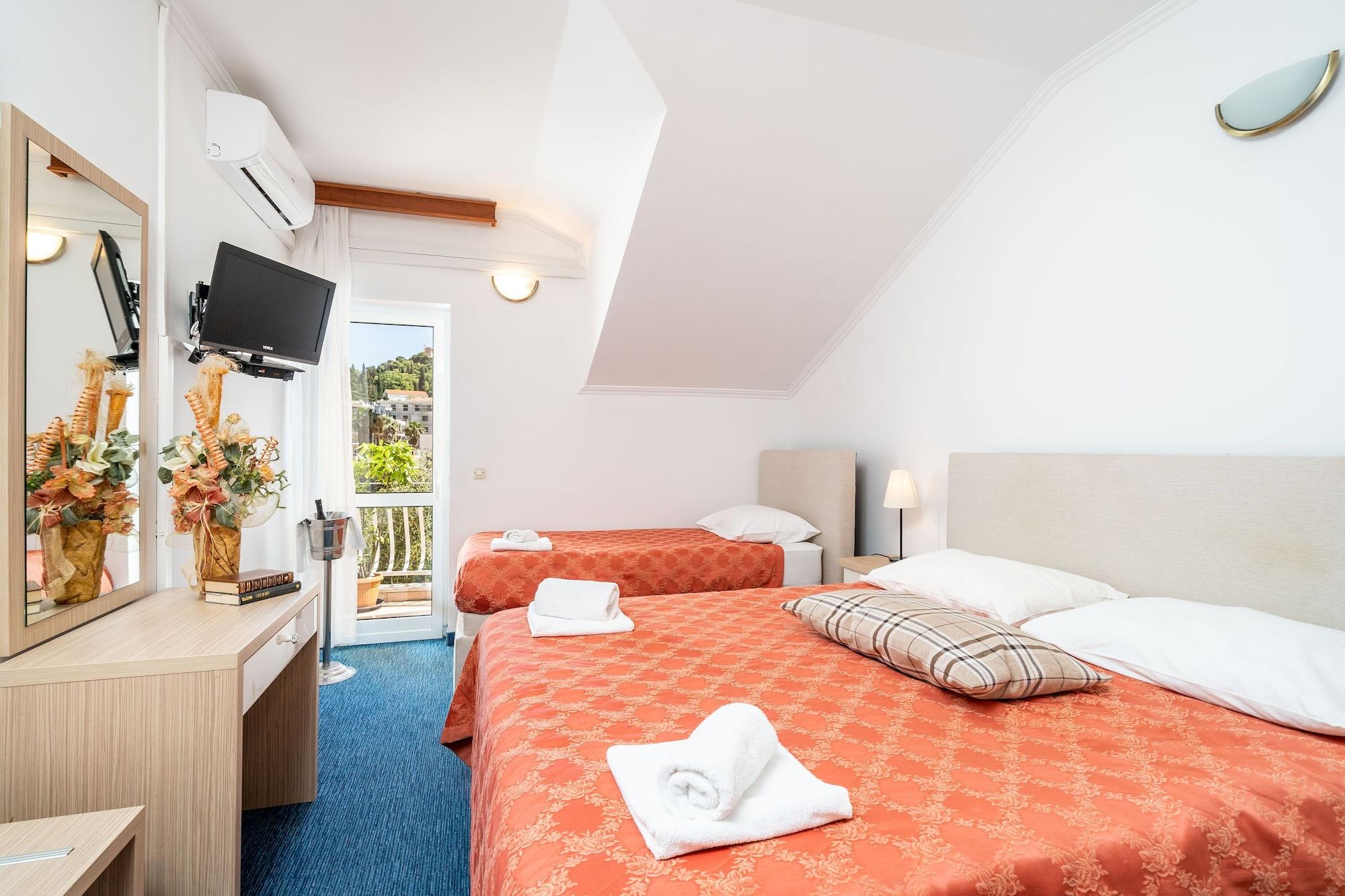 Hotel Ragusa Esterno foto