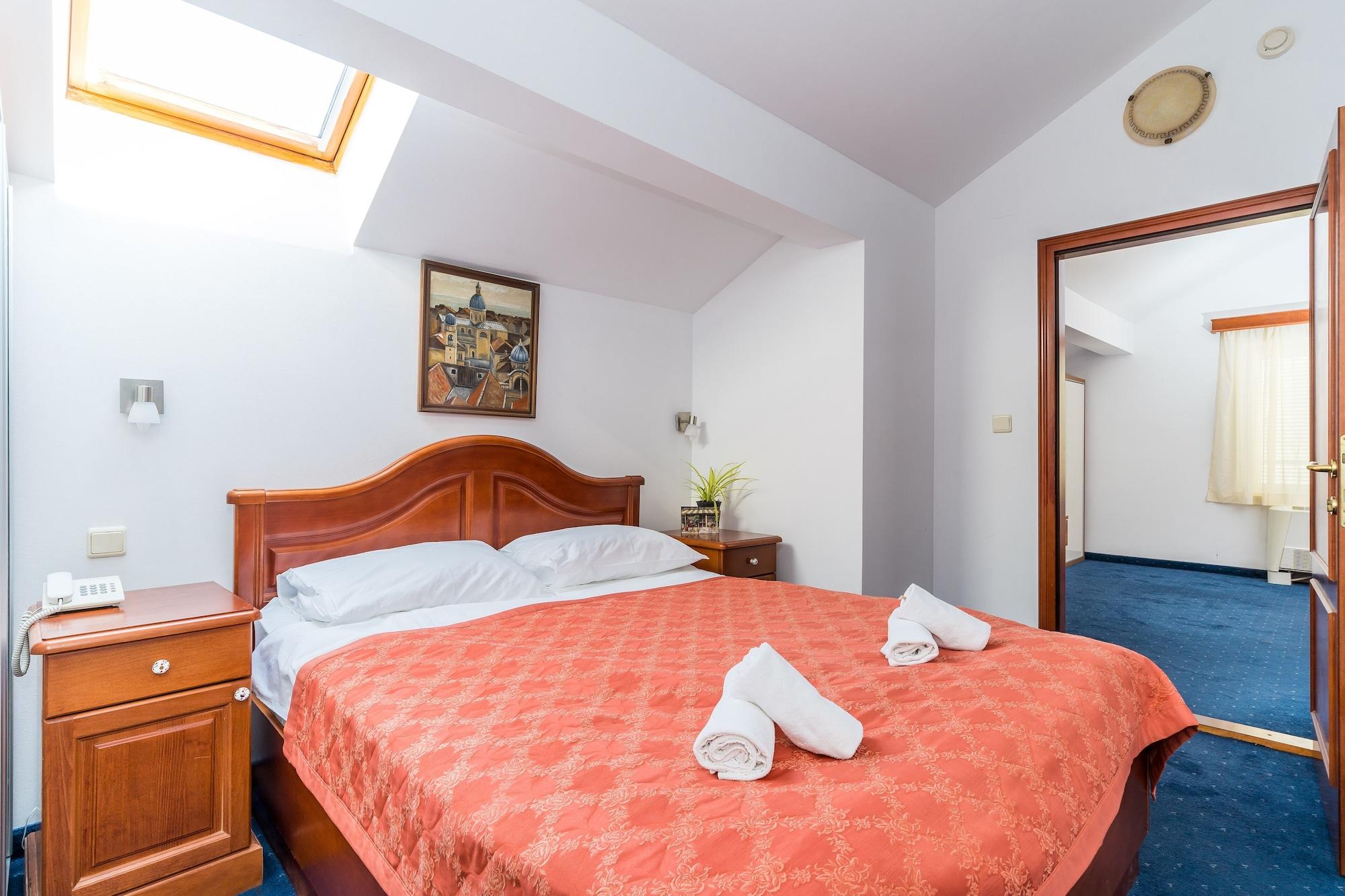 Hotel Ragusa Esterno foto
