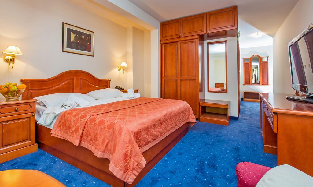 Hotel Ragusa Esterno foto