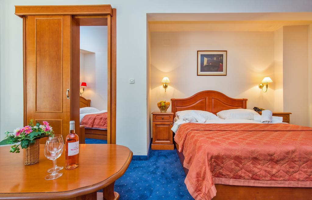 Hotel Ragusa Esterno foto